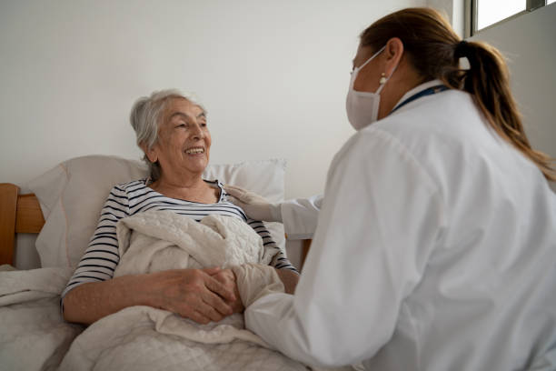 assisted_living_advanced_care_woman_and_caregiver